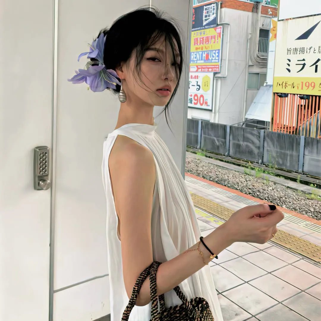 电睛怪客